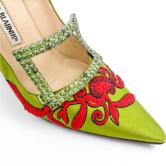 MANOLO BLAHNIK Avocado Satin Crystal Buckle Pointed Toe Pumps Size EU37.5 - Picture 7 of 13